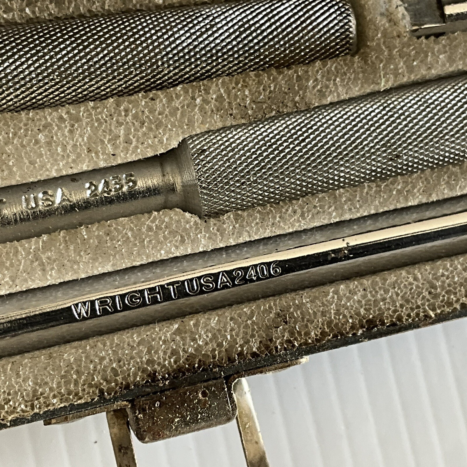 Wright 11 Piece 1/4″ Drive Socket Set w/ 2400 Ratchet w/ 6Pt. Sockets Metal Case