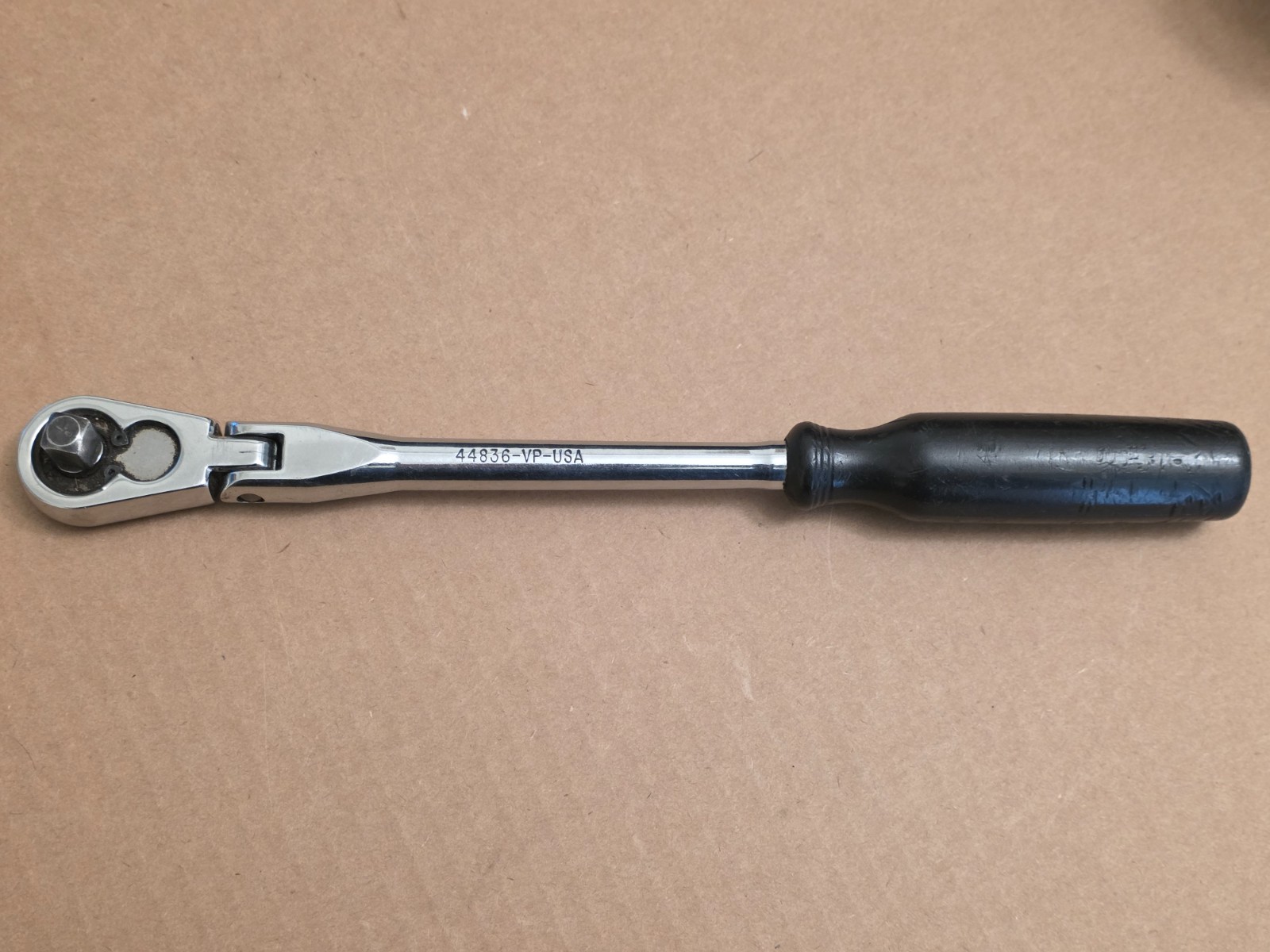 Craftsman USA 12″ Flex Head Ratchet 3/8″ Drive W/Ergo Black Hard Handle 44836 VP