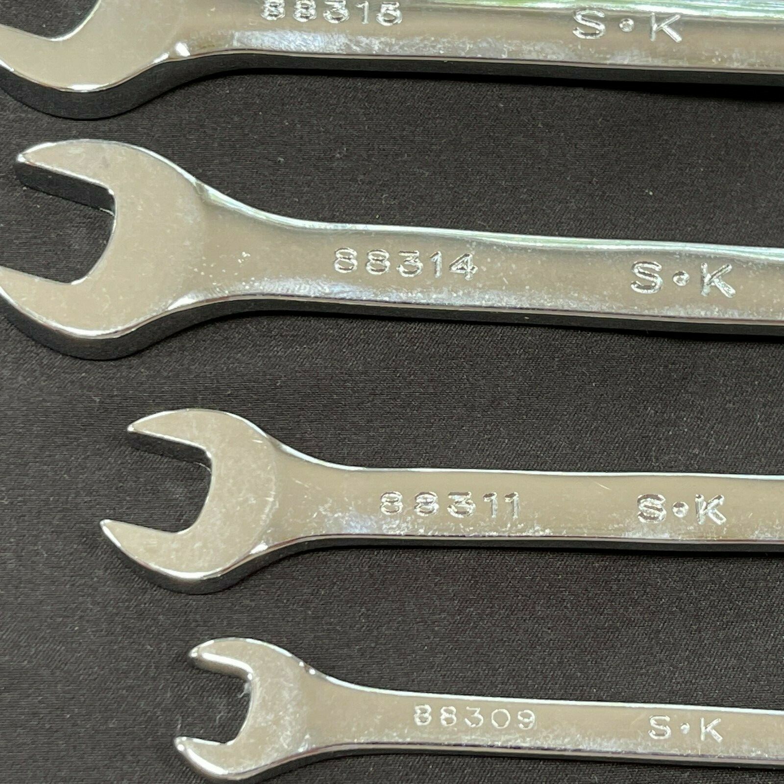 SK Hand Tool 8pc 12 Point Metric Combination Wrench Set 7mm – 19mm New Old Stock