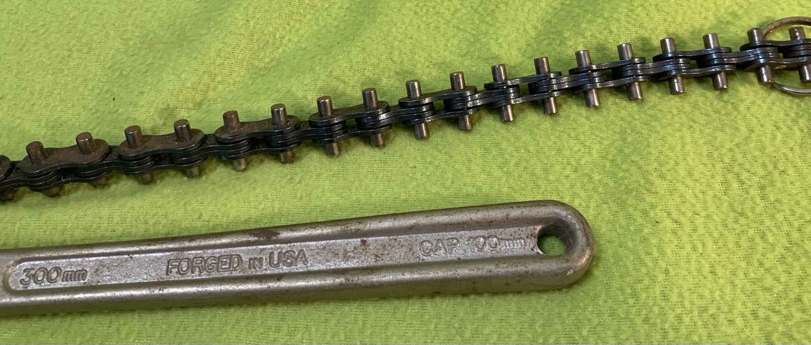 Vintage Craftsman Chain Wrench 55713 Stamped as 12”/300ml 4″ Cap WF USA