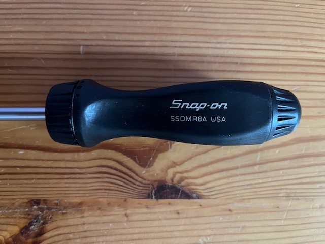 NEW SNAP ON SSDMR8A 15/16″ RATCHETING MAGNETIC LONG BLACK SCREWDRIVER IN BOX