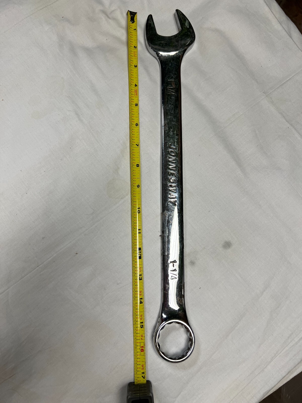 Jonnesway Chrome Vanadium 1-1/4 inch combination wrench