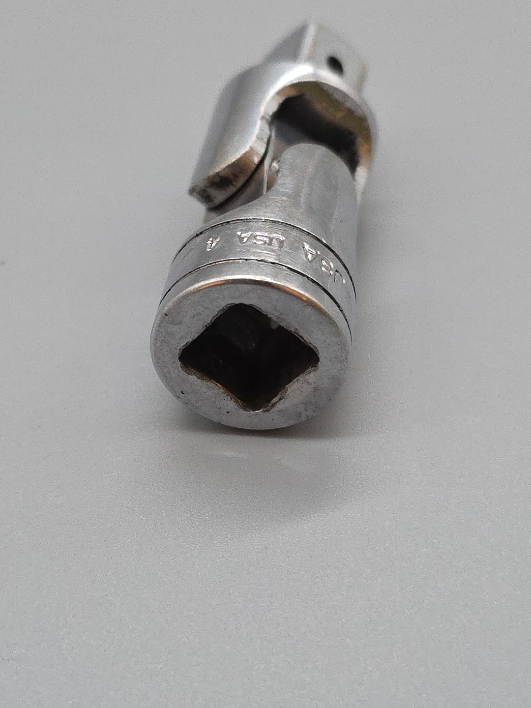 Snap-on Tools 3/8″ Drive Chrome Universal Swivel Socket FU8A USA