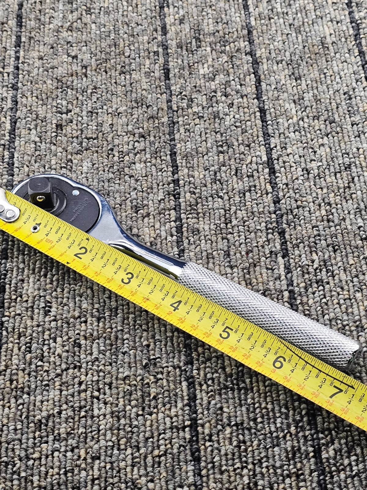 Proto 5249BL: 3/8″ Drive Classic Pear Head Ratchet, Classic 15-Degree Arc Swing