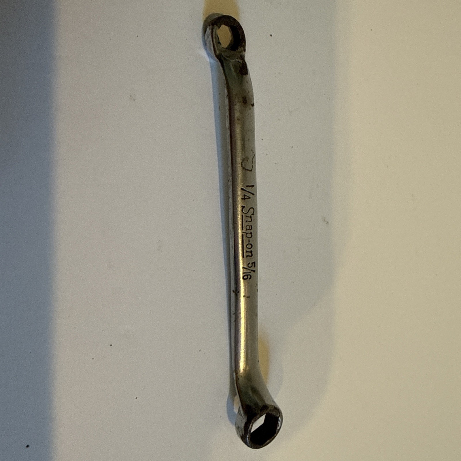 Snap-on USA 1/4 x 5/16″ Offset 6-Point Wrench XS-810-S