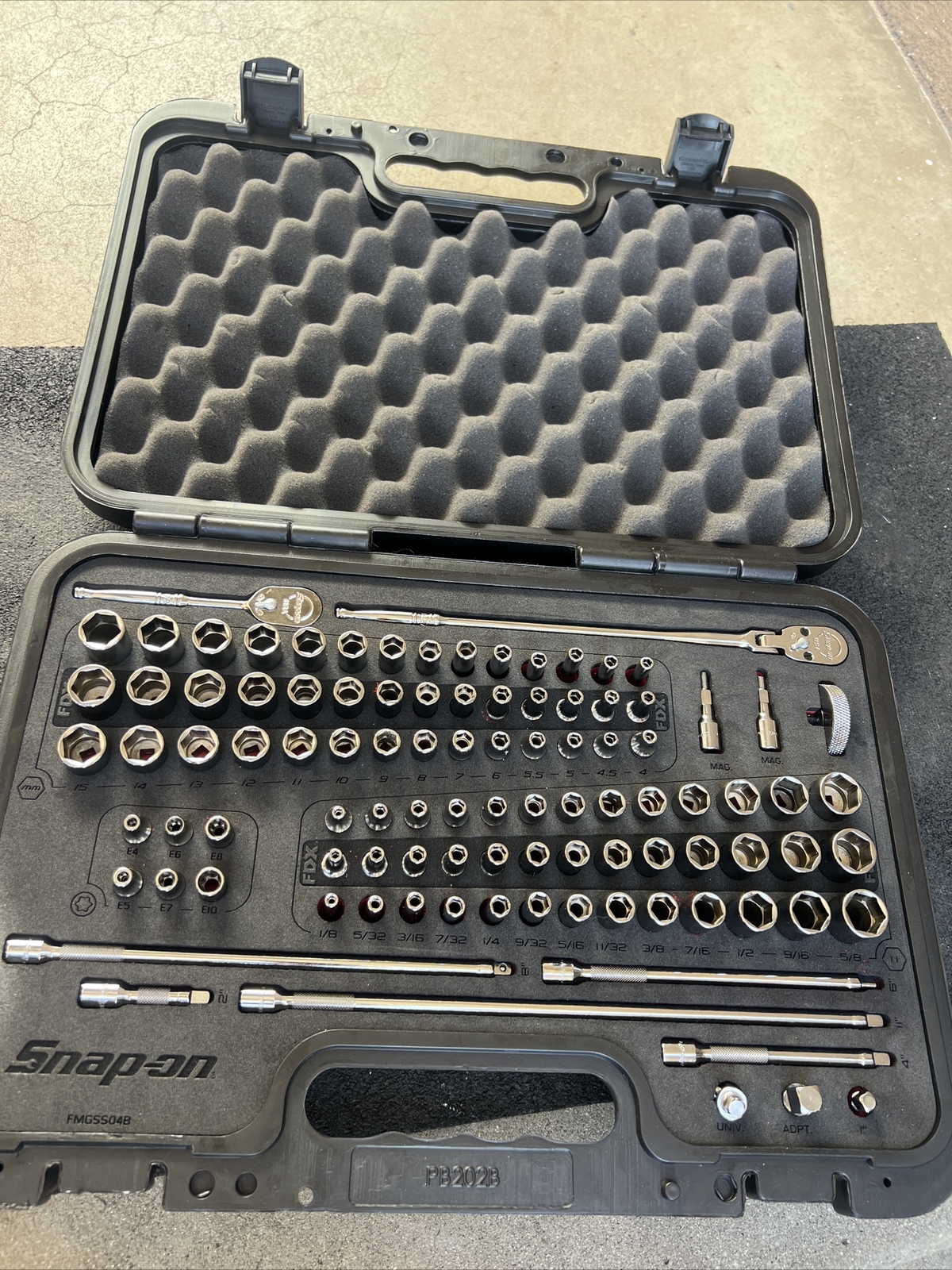 For Snap on New 1100TMPBFR 100pc 1/4″dr Metric/SAE General Service Set w/ Case