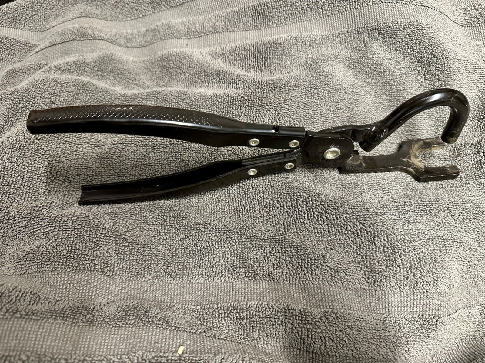 Lisle 38350 Exhaust Removal Pliers