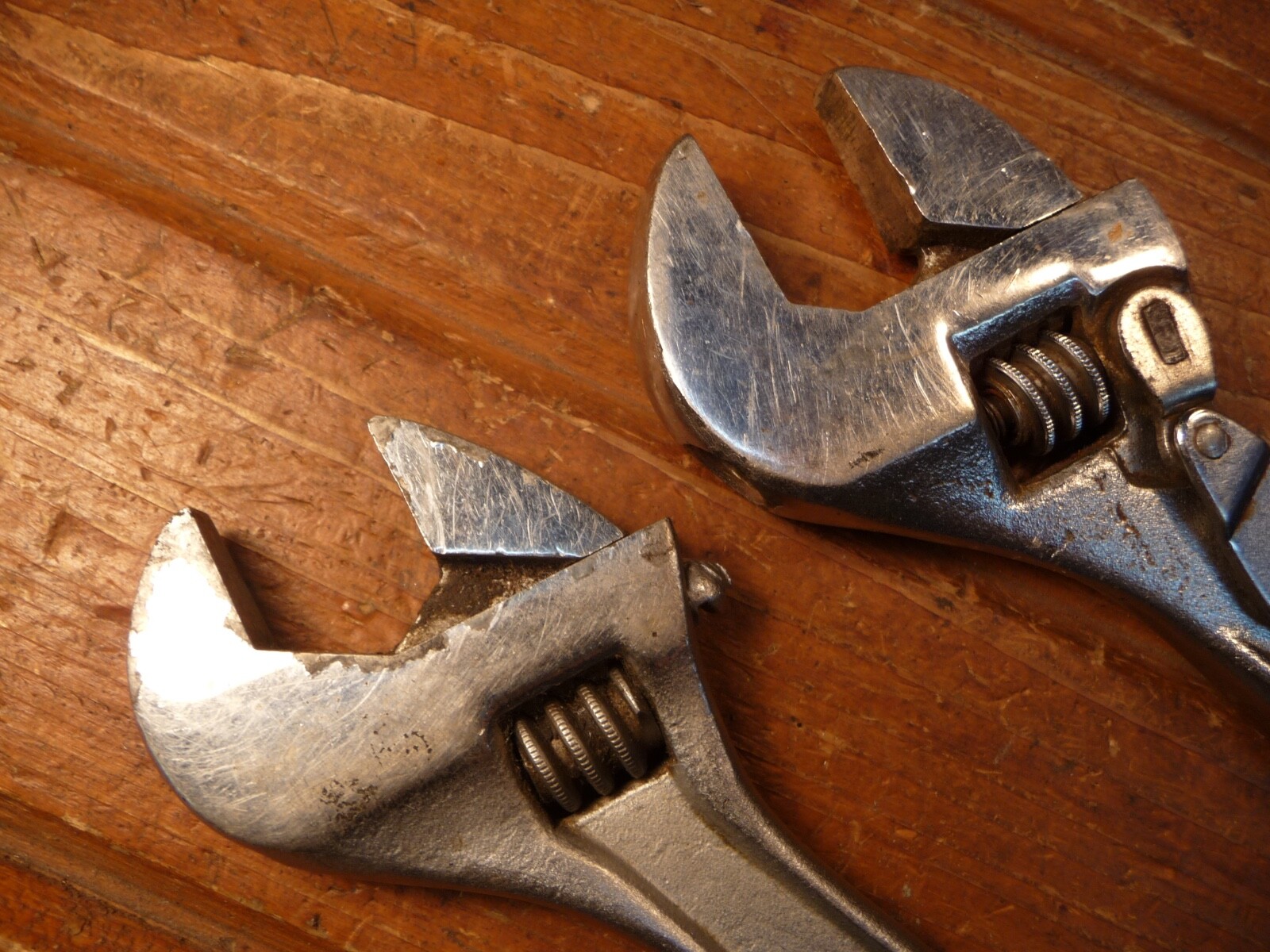 2 Vintage Adjustable Wrenches 10″ Crescent Wrench Crestoloy USA TRU-GRIP Taiwan