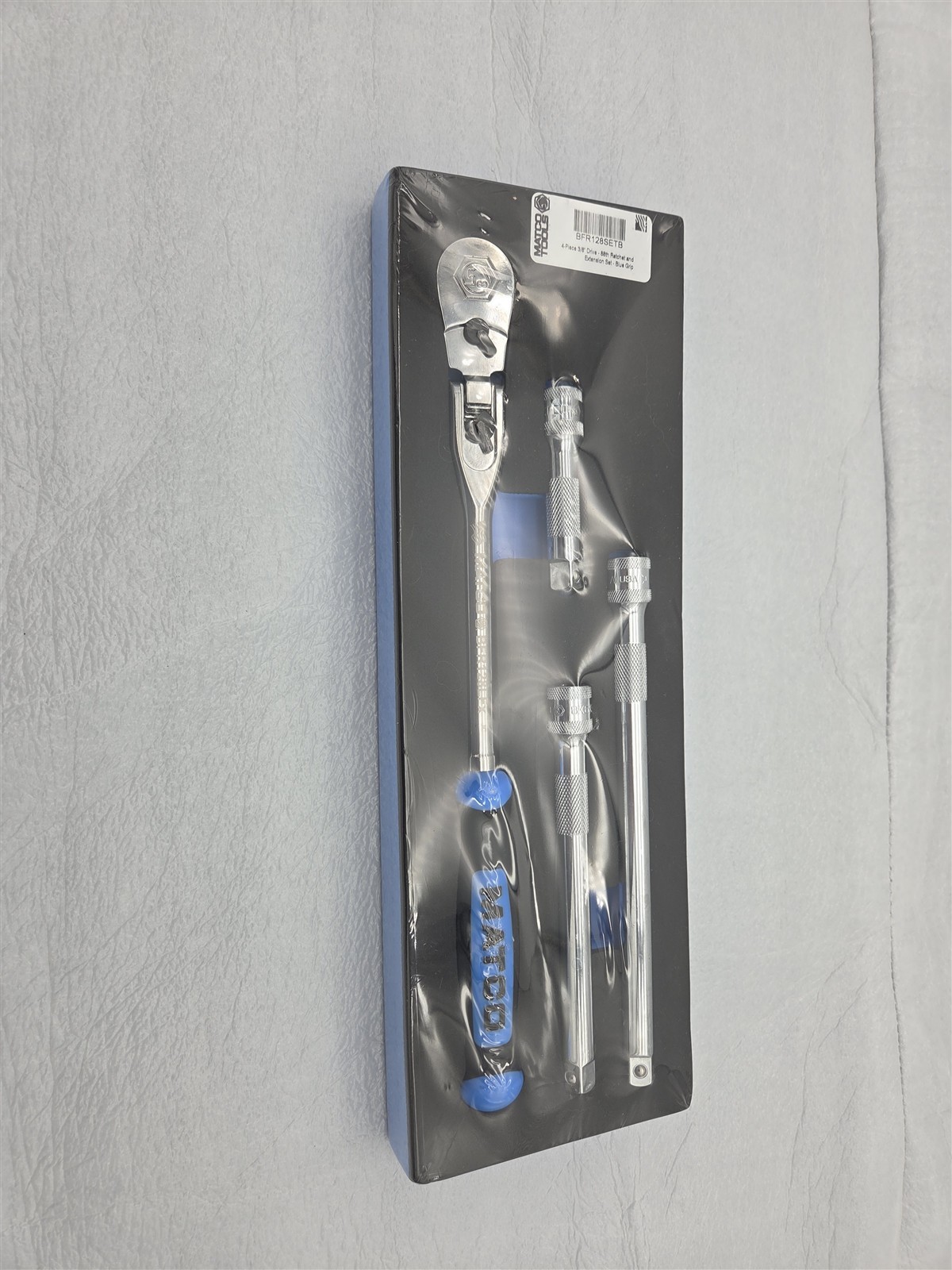 Matco Tools BFR128SETB 3/8″ Drive Locking Flex Head Ratchet Extension Set Blue