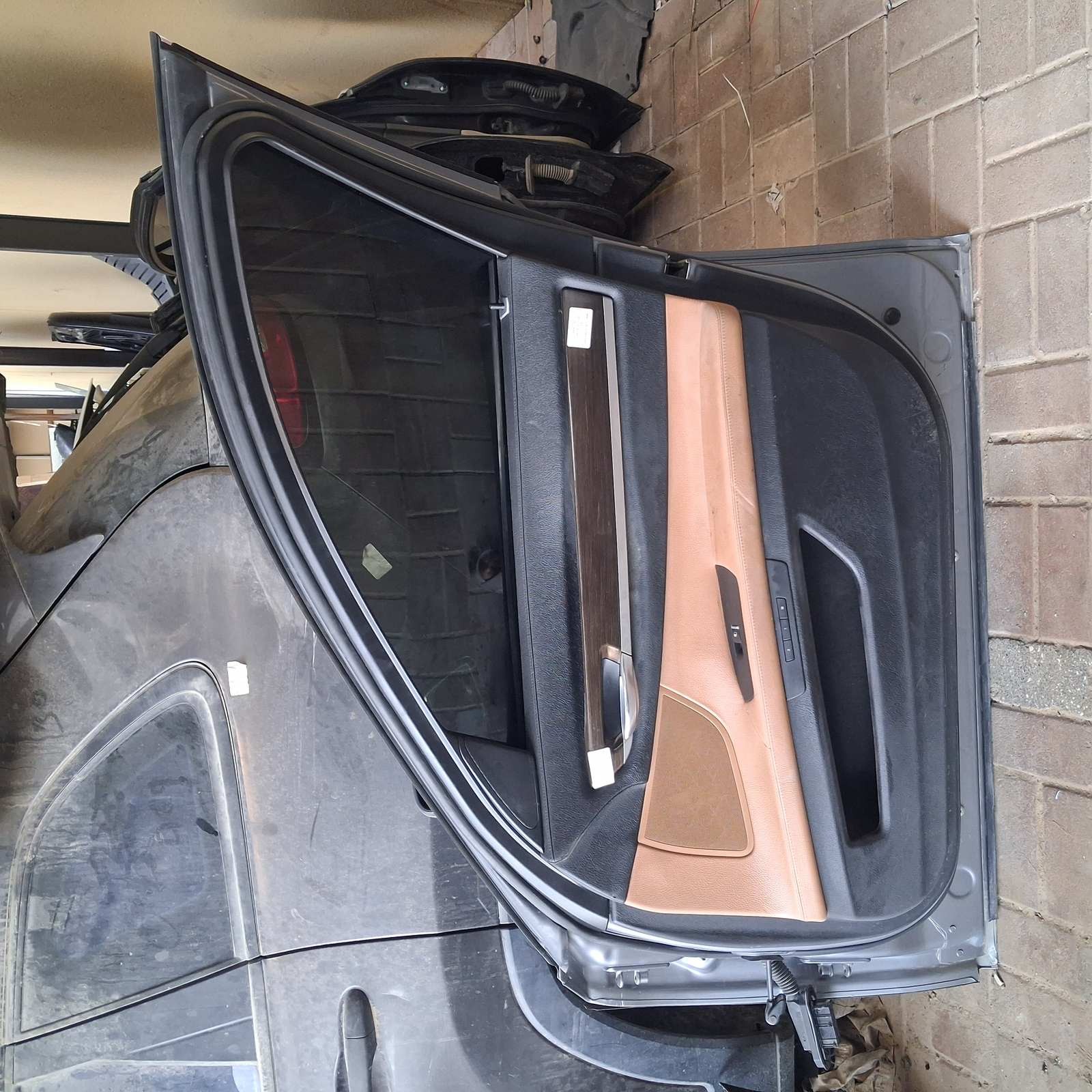 2010 BMW 750i xDrive Door Shell 41525A2A391