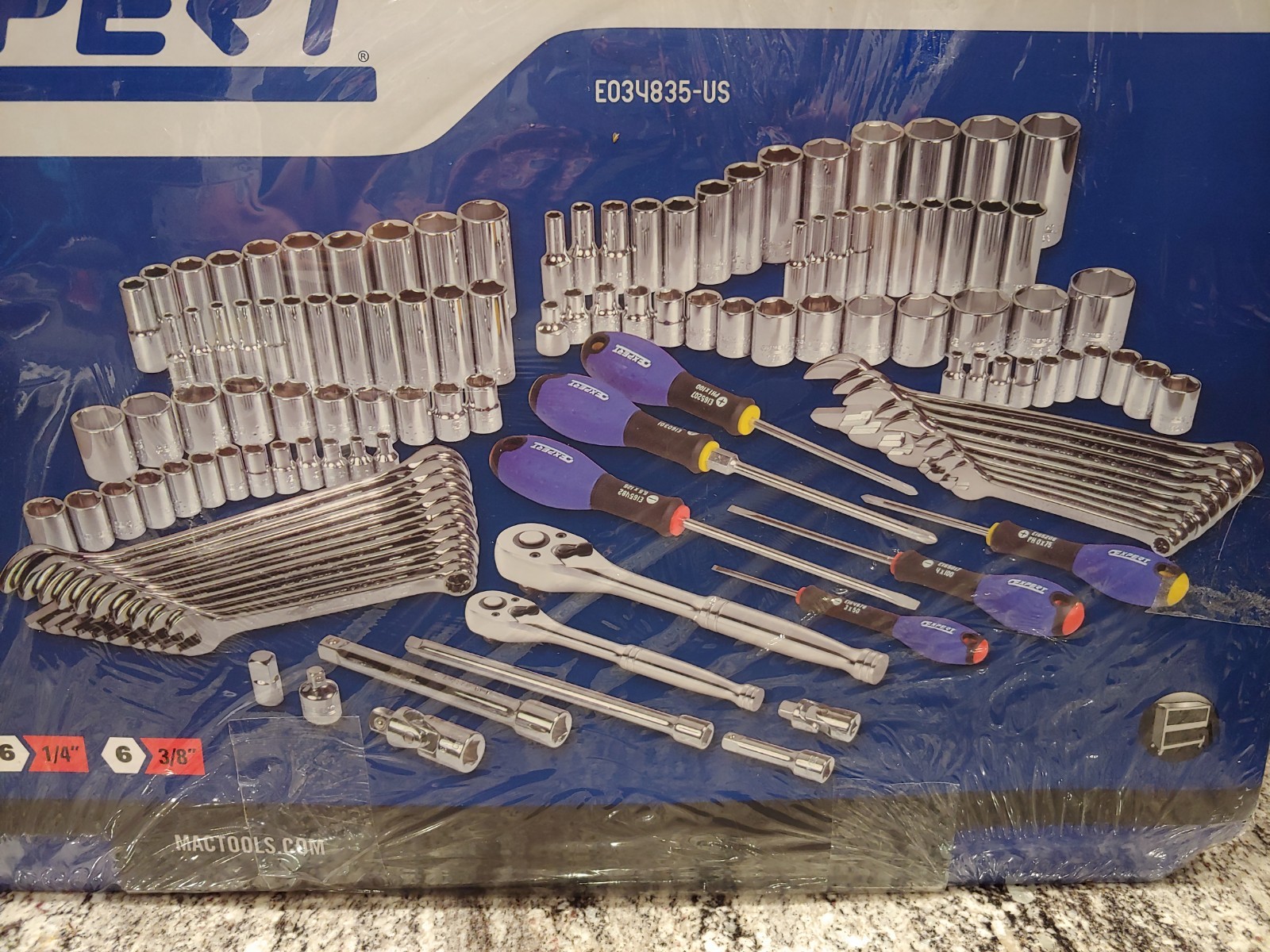 Mac Tools Expert 126pc 1/4″ & 3/8″ Master Socket Set – 6pt & 12pt – SEALED