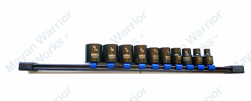 DeWalt 3/8″ Drive Black Chrome Socket Set – 6 Points – Metric & SAE – 23 sockets