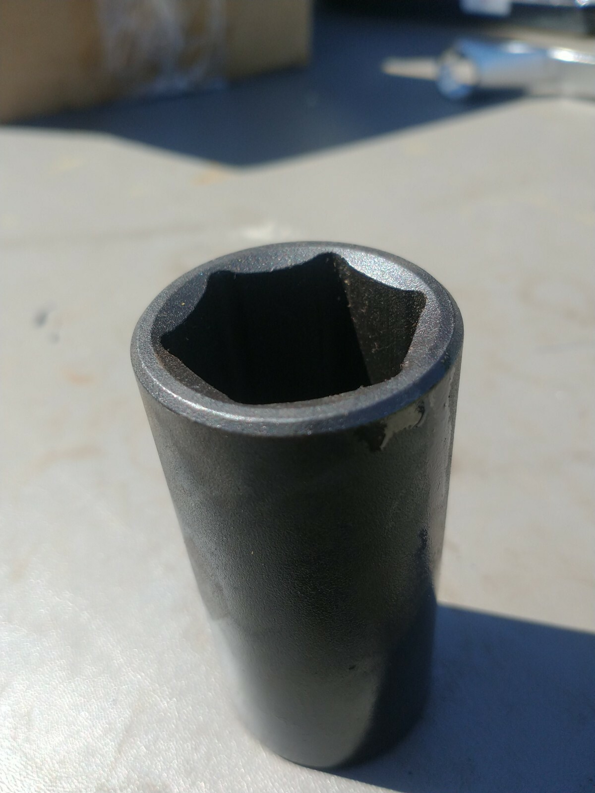 UWP-430M BLACKHAWK by Proto 1/2″ Drive, 30mm Impact Socket 6 points 3-1/2″ OAL