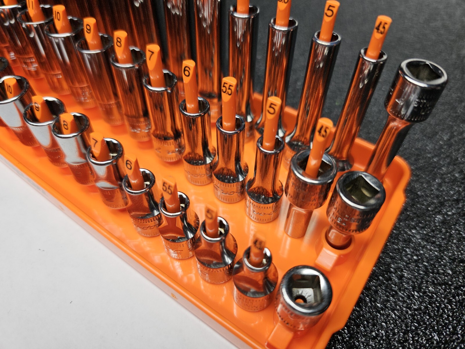 Snap-on Tools ORANGE 83pc 1/4″ Drive 12-POINT Shallow / Semi / Deep Socket Set