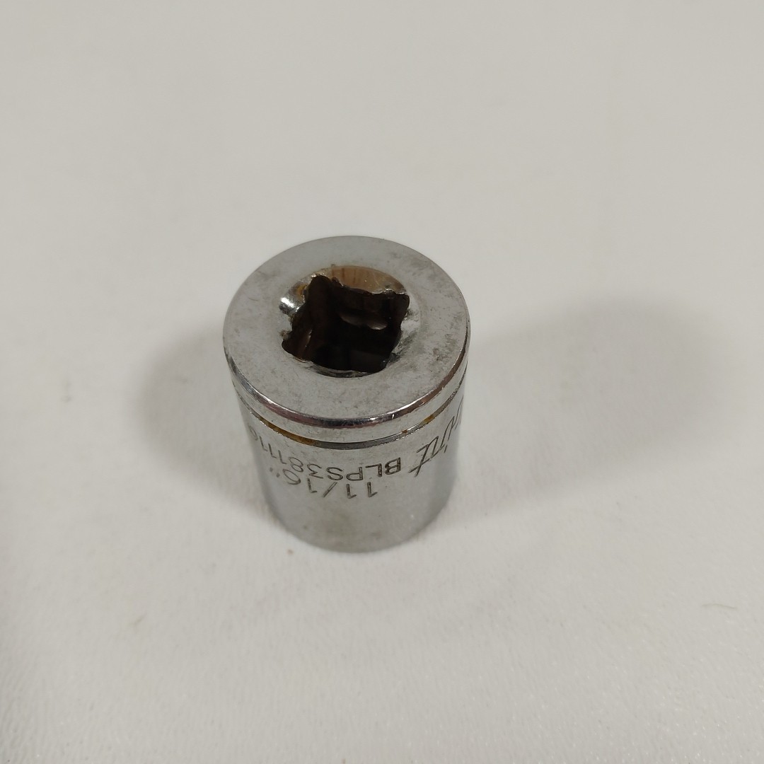Blue Point Tools BLPS381116 6 Point 3/8″ Drive 11/16″ SAE Shallow Socket GUC
