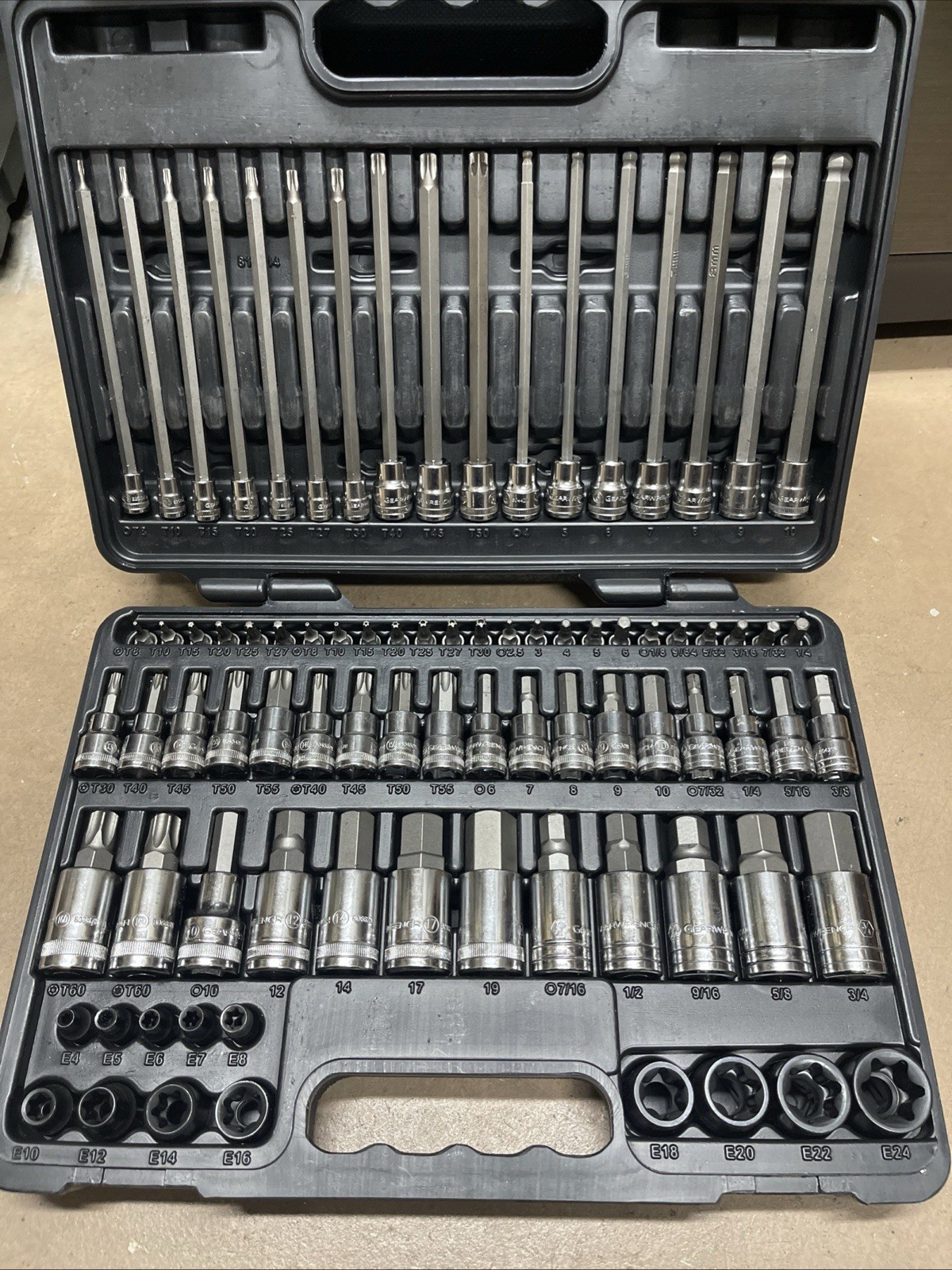 GEARWRENCH 80742 Master SAE/Metric Hex And Torx Bit Socket Set – 84 Pc.