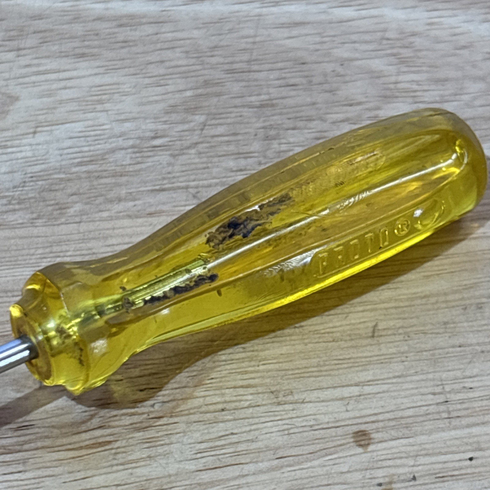 Proto Phillips Screwdriver Clear Yellow Hard Handle 5.25″ Long 9680 USA