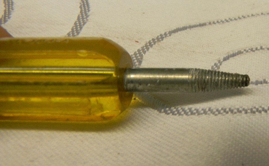 BLUE-POINT 4.25″ LONG YELLOW TIRE VALVE CORE TOOL #TR-104-A