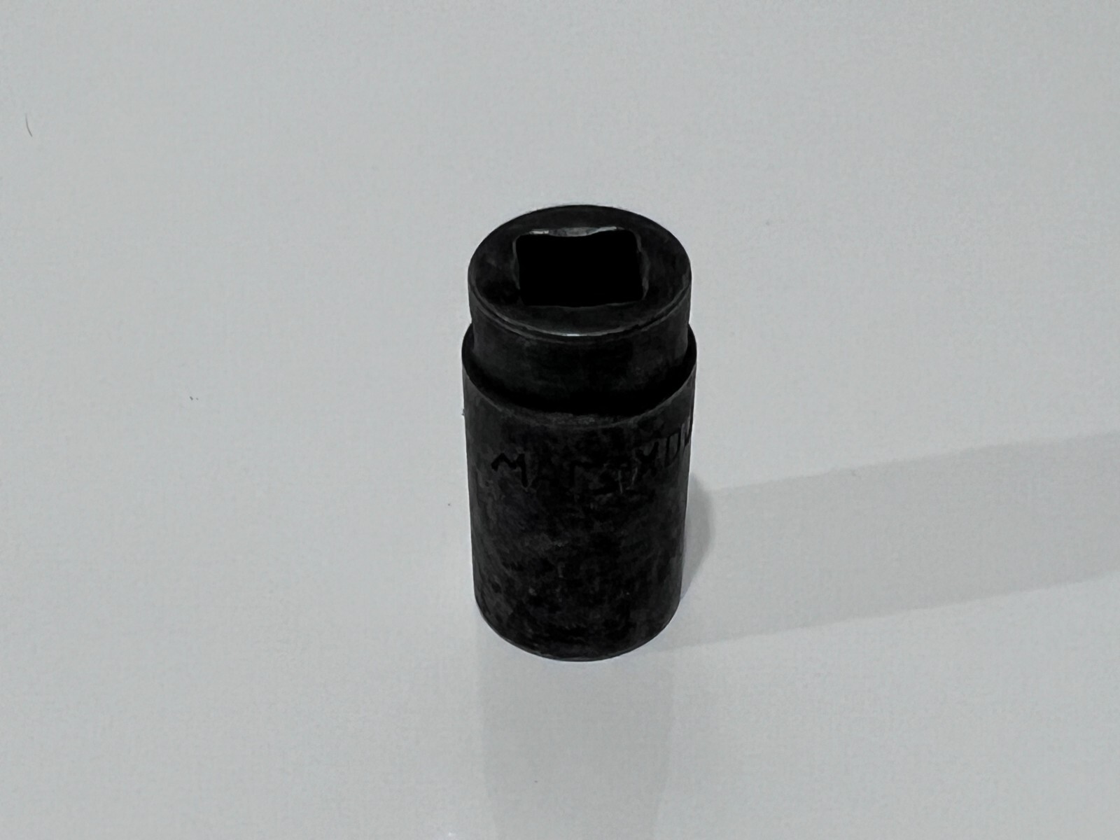 MAC Tools USA XDJ186 SAE 9/16″ Semi-Deep Impact Socket – 6 Point – 3/8″ Drive
