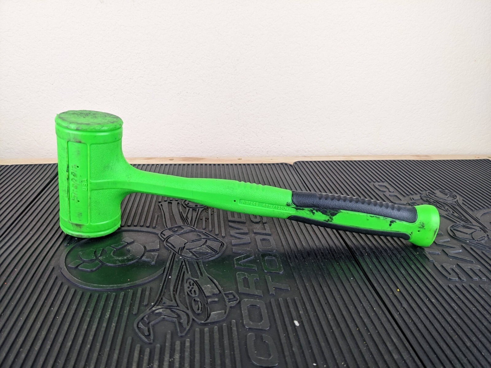 #ax431 Snap-On HBFE48 Dead Blow 48-Ounce Soft Grip Hammer Green
