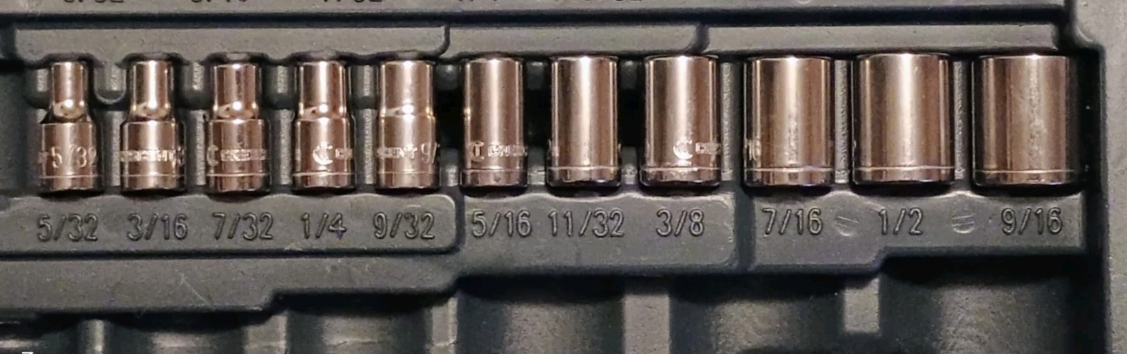 Crescent 22 Piece Chrome 6 Point SAE and METRIC socket Set For 1/4″ Inch Drive