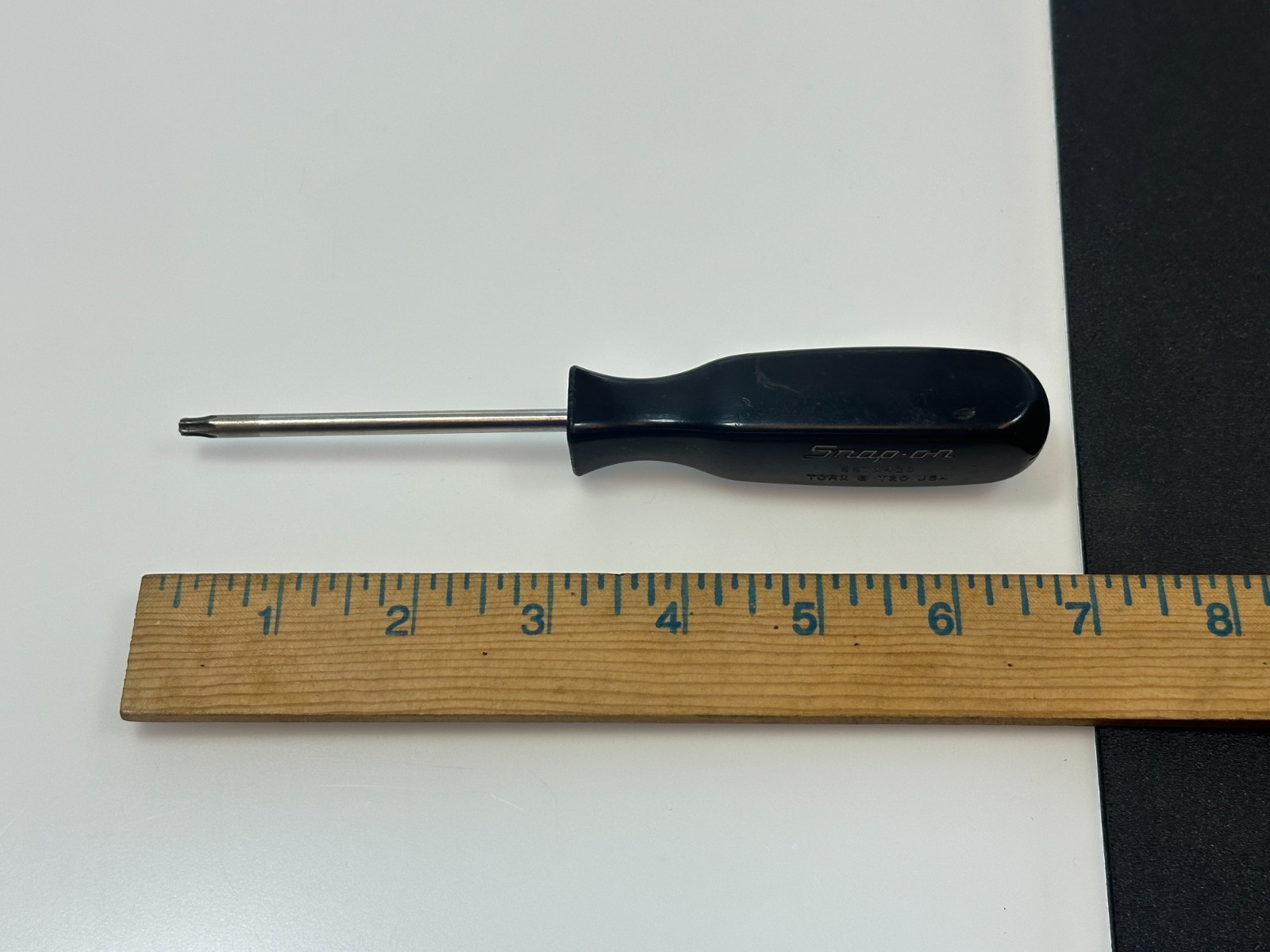 🇺🇸 Snap-on Tools USA SSTX420 T20 Torx Screwdriver, Classic Black Hard Handle