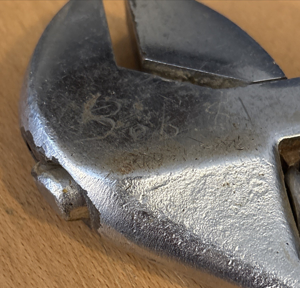 Crescent Tool 15″ Adjustable Wrench Crestoloy Cap. 1 11/16. 43mm USA