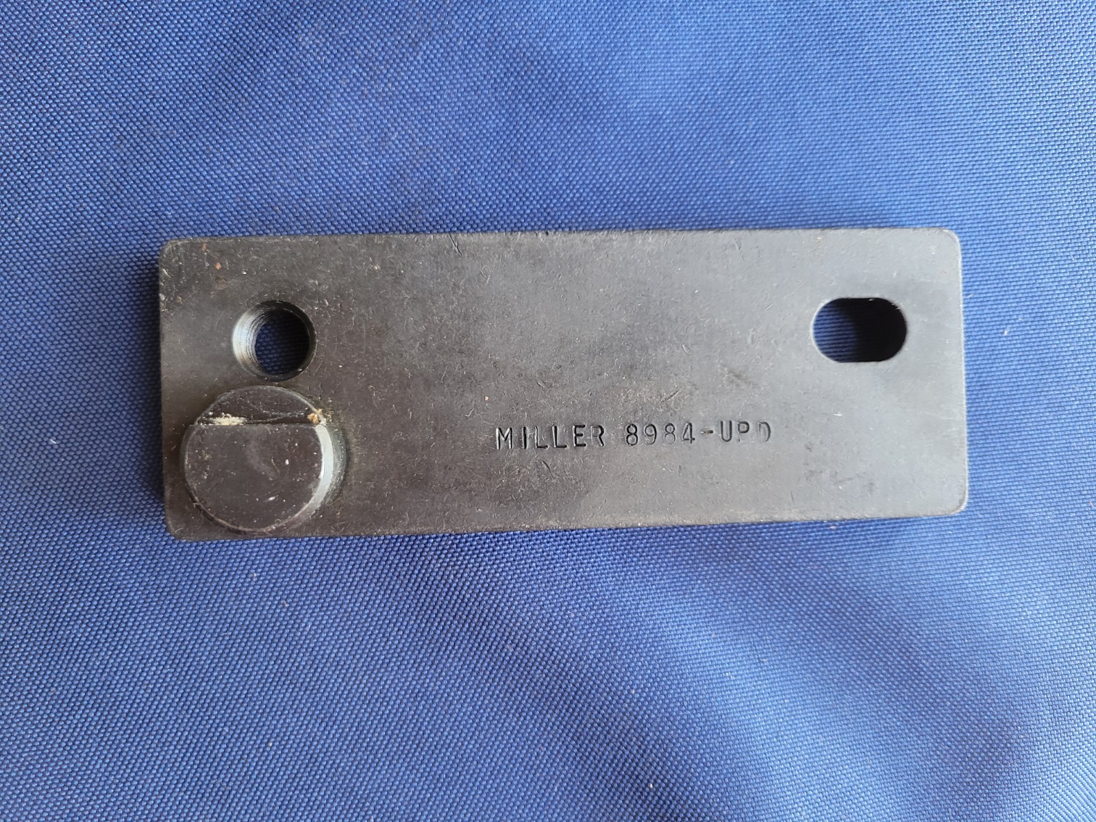 Miller 8984-UPD update adapter for HEMI Engine Lifting Fixture 5.7L 6.1L 6.4L
