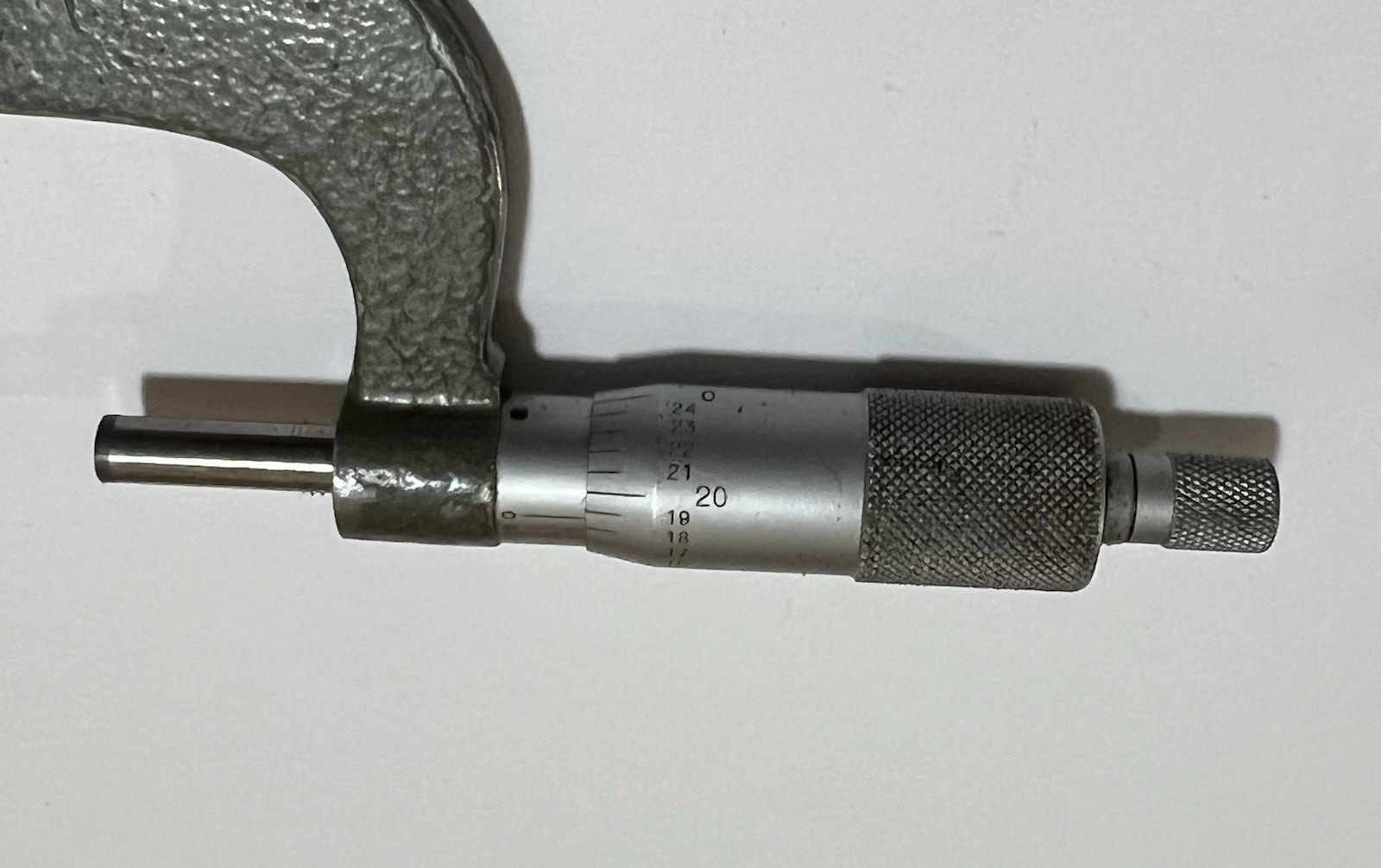 Mitutoyo 1″ – 2″ Outside Micrometer Gauge 5210-243-2933 in Box Caliper Japan