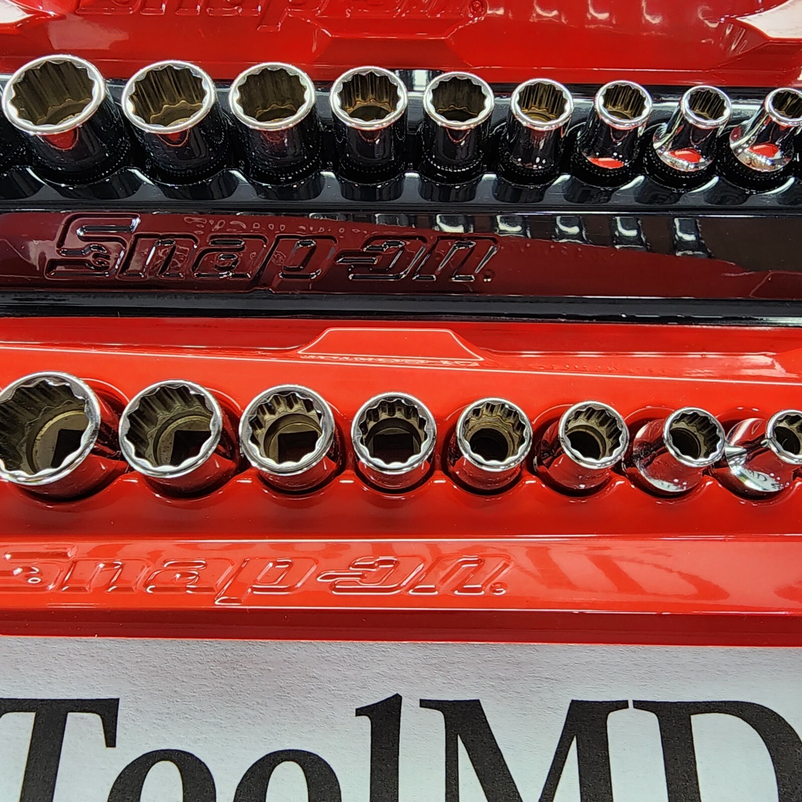Snap-on Tools NEW 42pc 1/4″ Drive 12-POINT Metric & SAE Socket Set w/Mag Trays