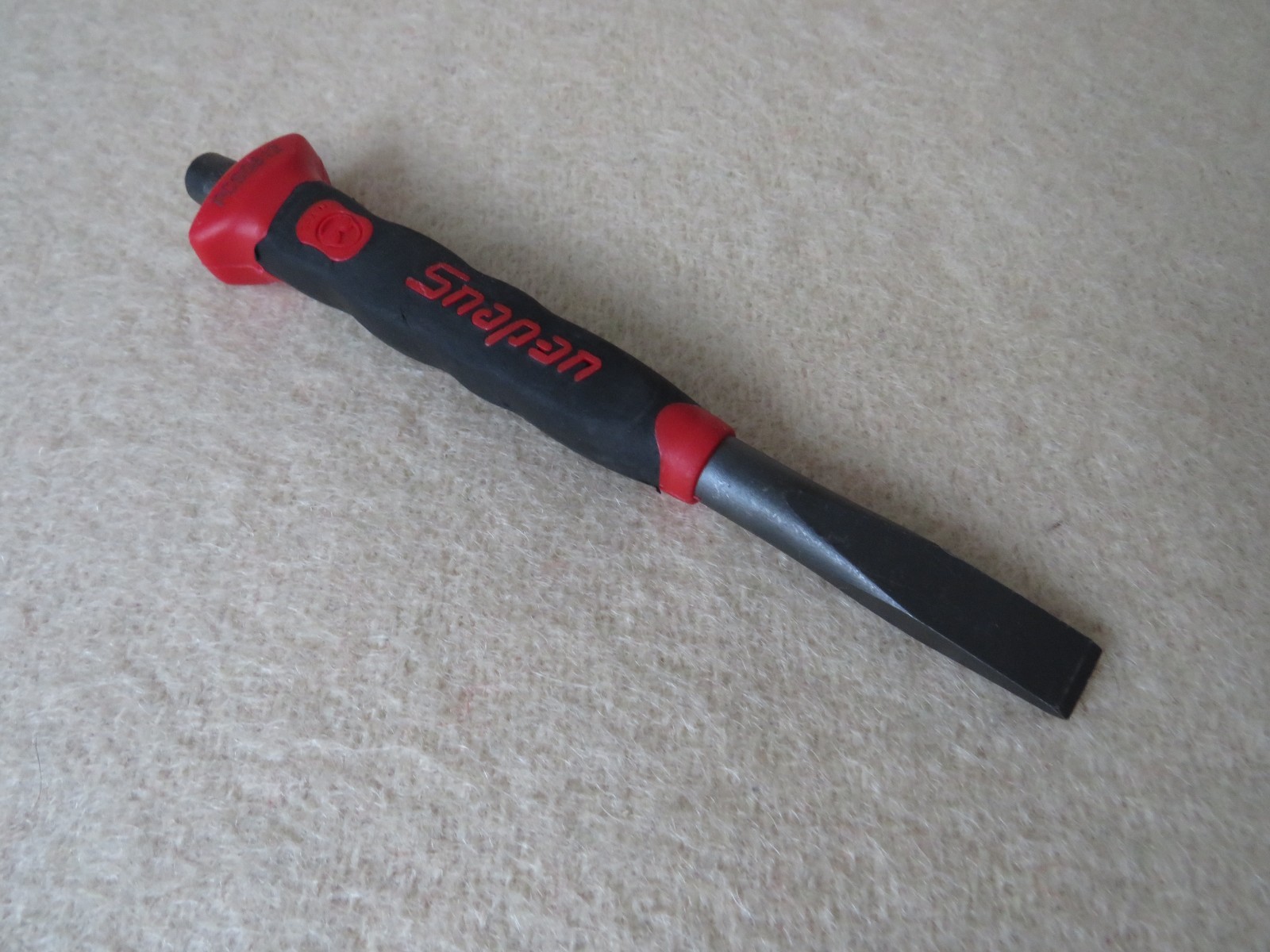 Snap-on Tools SPAIN BRAND NEW RED Soft Grip 3/8″ Flat Edge Chisel PCSG812