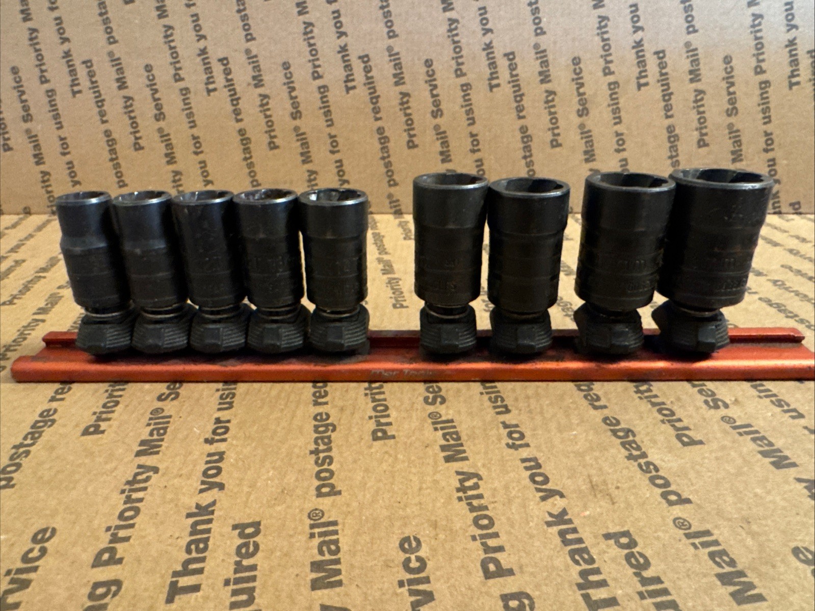 Mac Tools 9 Pcs 3/8″ Drive Twist Socket Set 10-19mm Missing 18mm XT Series