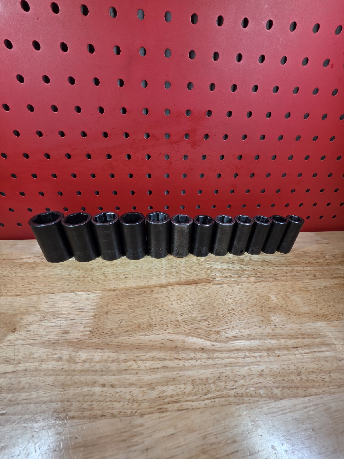 Snap-on 312IMMS 1/2″ Drive 15-25MM + 27MM 6-Pt Semi-Deep Impact Socket Set