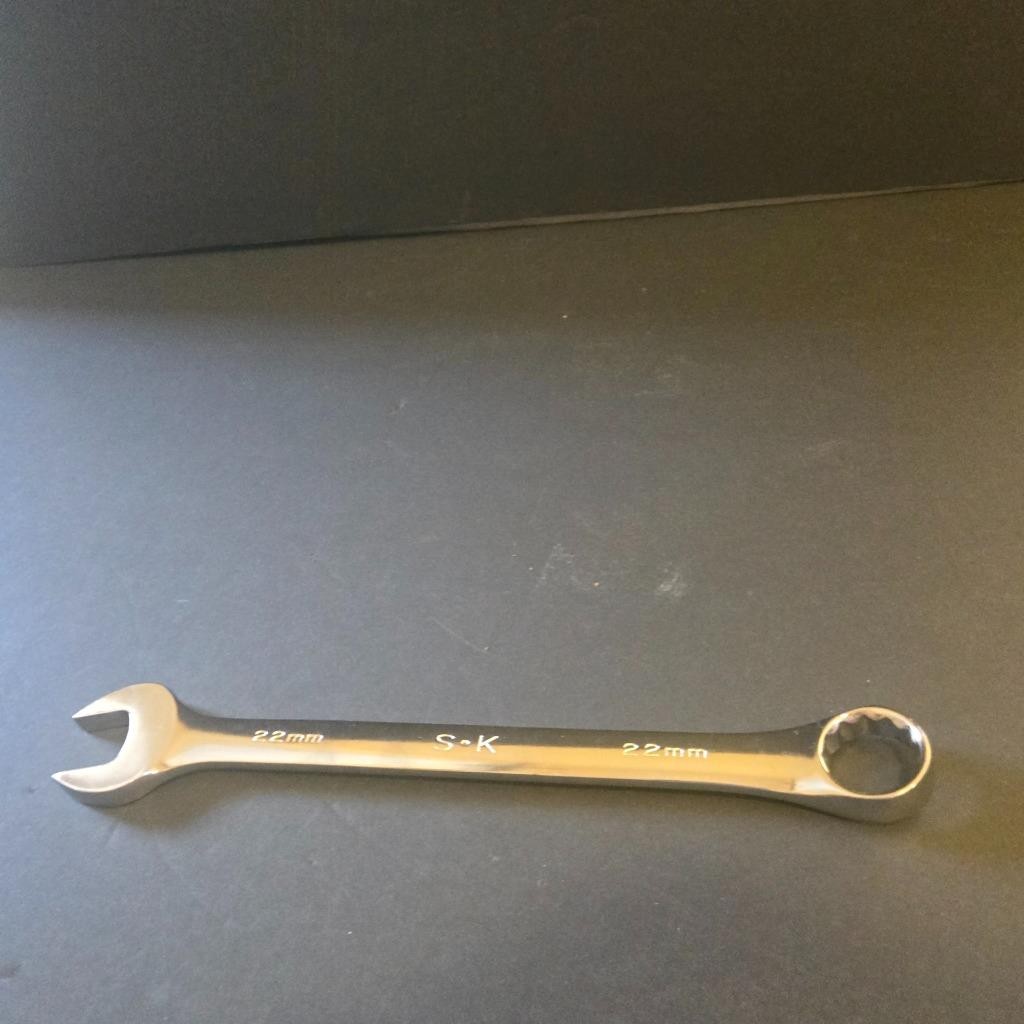 QUALITY S-K SK #88322 22MM METRIC COMBINATION POLISHED 12 POINT WRENCH