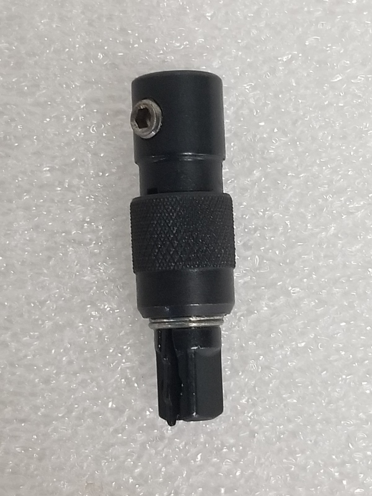 S-K 40995 Locking Socket Adapter 1/4″-Drive Size-1/4″ Laser-Etched Made in USA
