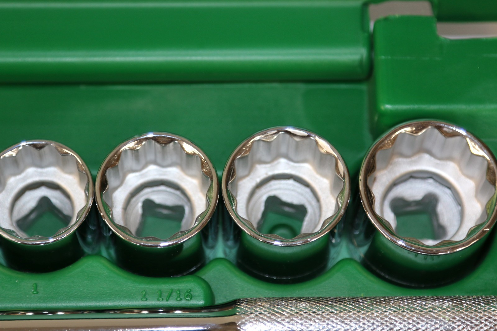 SK Professional Tools 1/2″ Drive 16 Piece Socket Set (No. 4116) Excellent