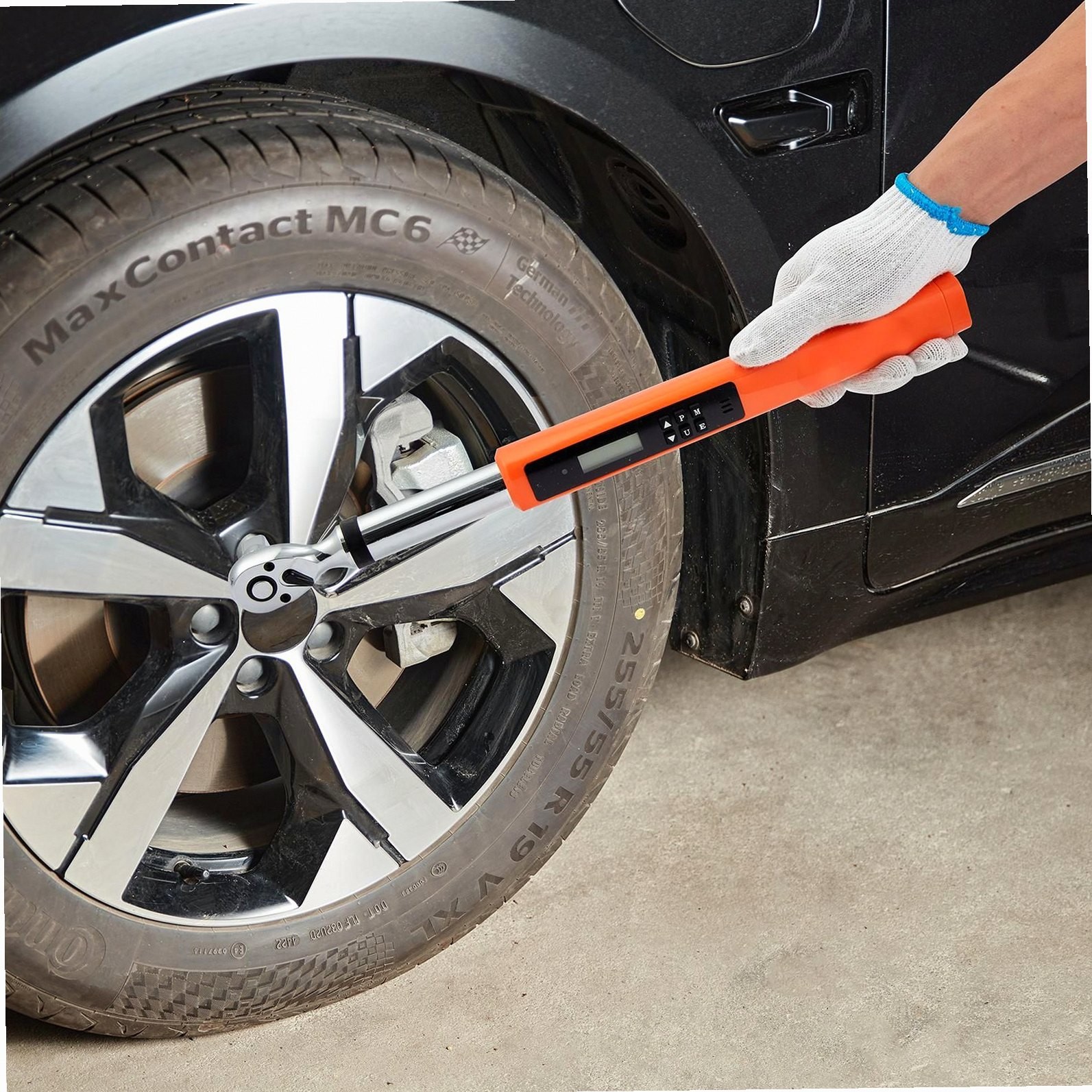 High-Accuracy 3/8″ Digital Torque Wrench ±2% Calibration 3 Modes