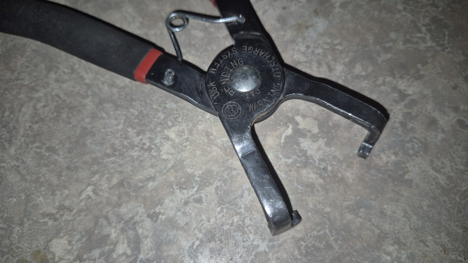 MAC Tools USA L37160 85 Degree Bent Head Clamp Disconnect Pliers Plier