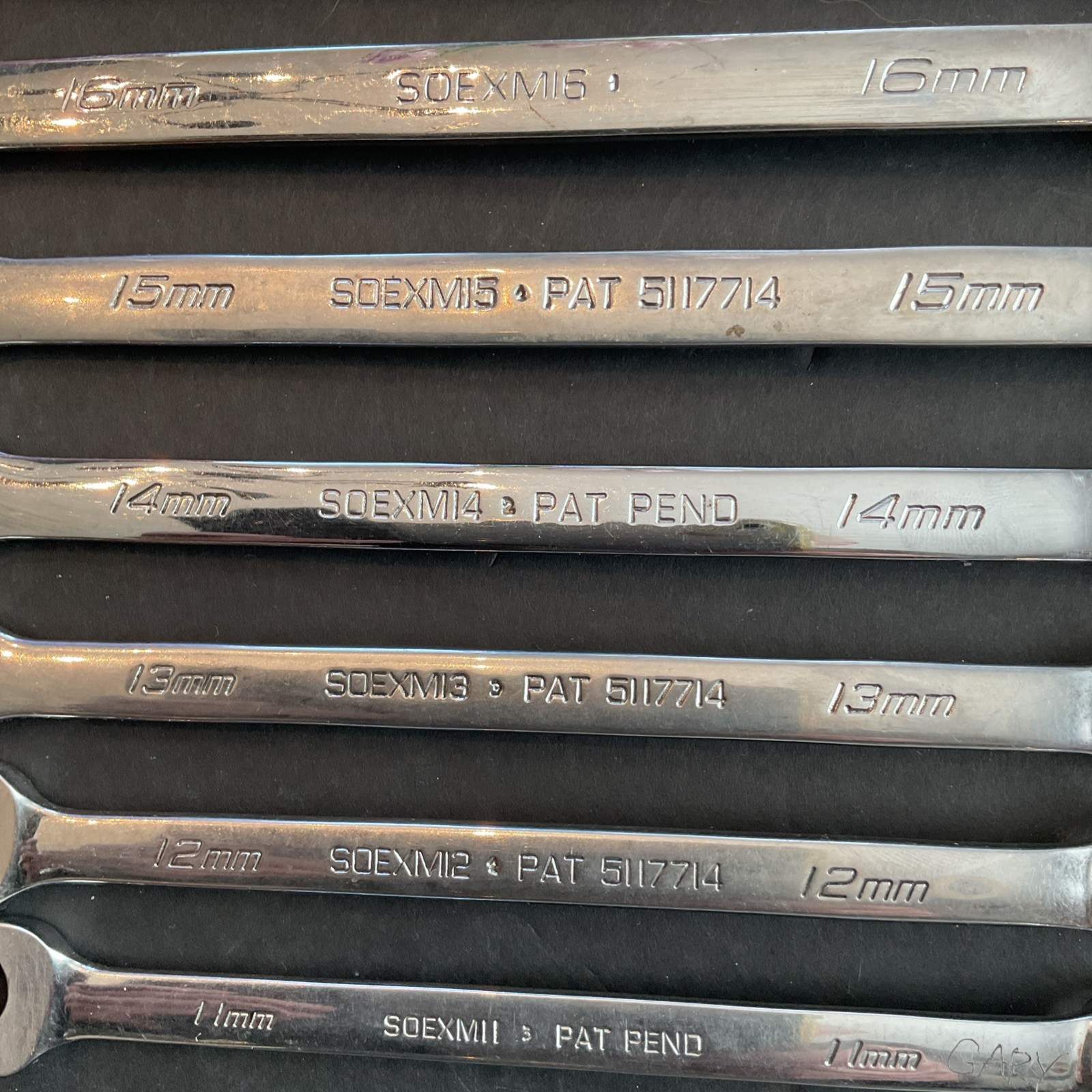 Snap On SOEXM 12-Point Metric Flank Drive Wrench Set 9 Pieces 11MM Thru 19MM