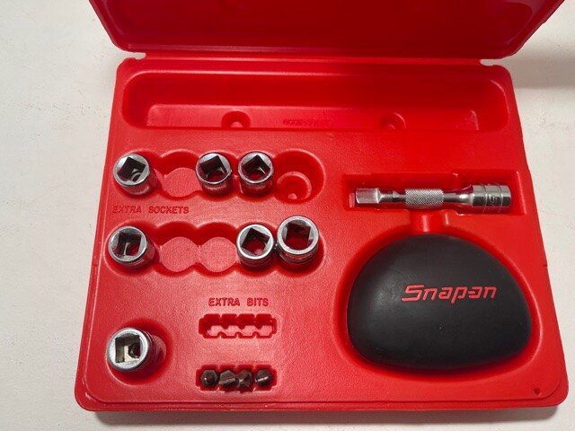 Snap on Ergopalm Socket Wrench Set, 3/8 Drive w/Socket 8,10,12, & 3/8, 1/2, 9/16