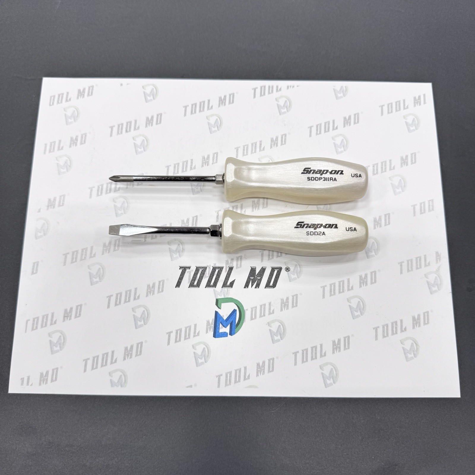 Snap-on Tools USA NEW PEARL WHITE Hard Handle Screwdriver Set SDDP31IRA SDD2A