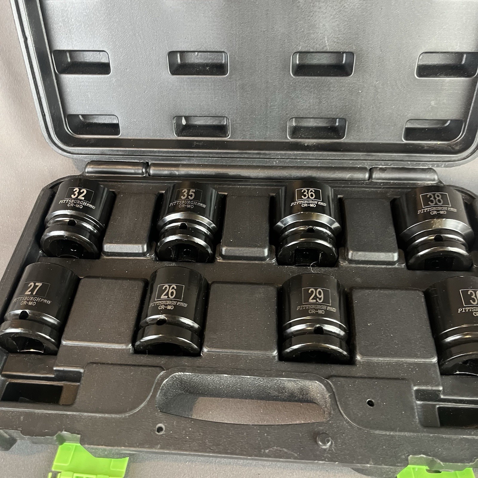 Pittsburgh 8 Piece Metric 3/4″ Drive Socket Set 26,27,29,30,32,35,36,38 mm 6 Pt