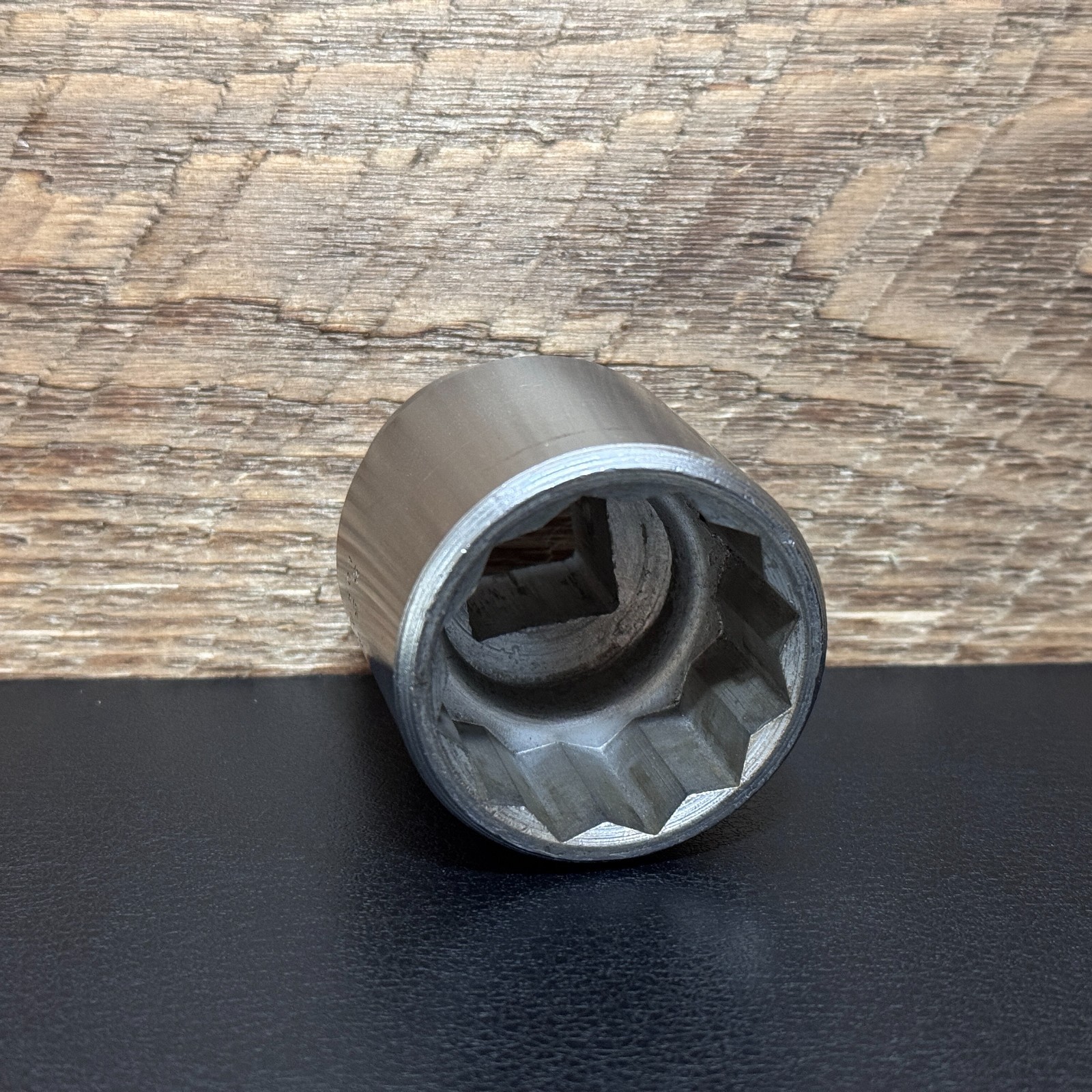 Vintage PROTO 3/4 Drive 12 Point 1-7/16″ Chrome Socket 5546 MFD Los Angeles USA