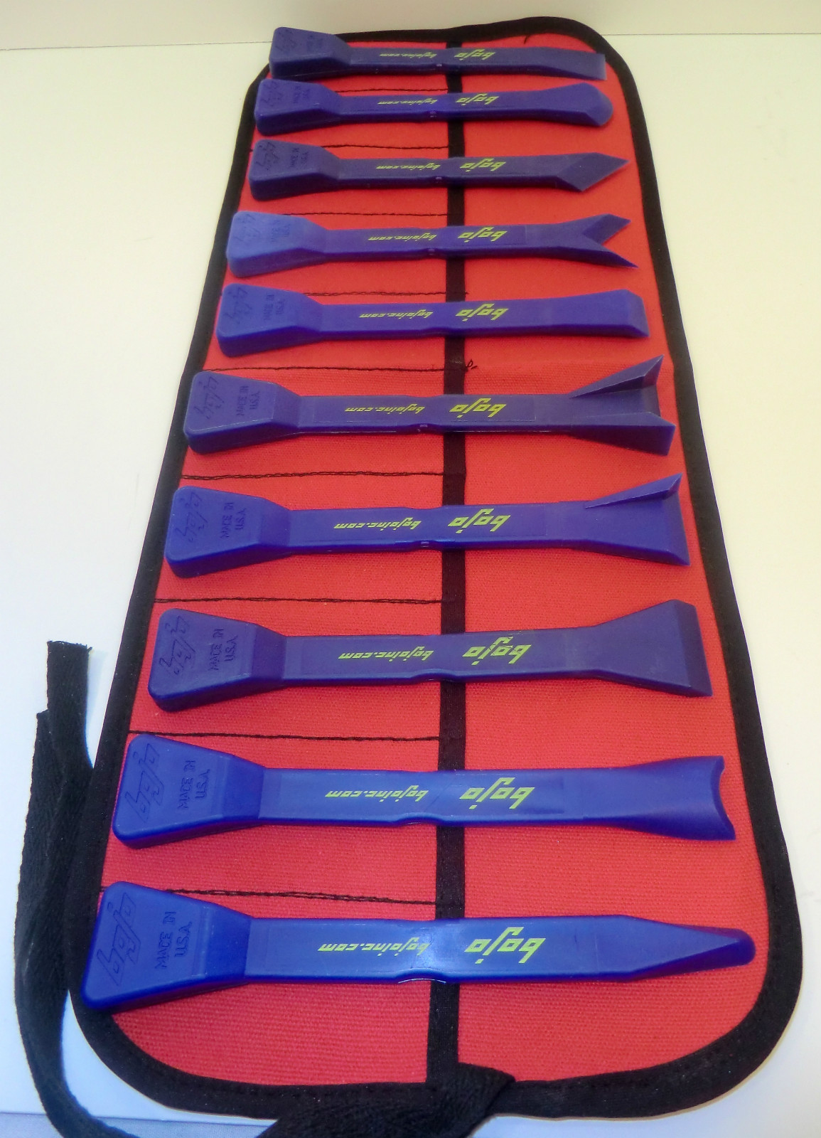 BoJo Tools 10pc. Deluxe Scraper Kit with Pouch. Nylon/Plastic Composite.