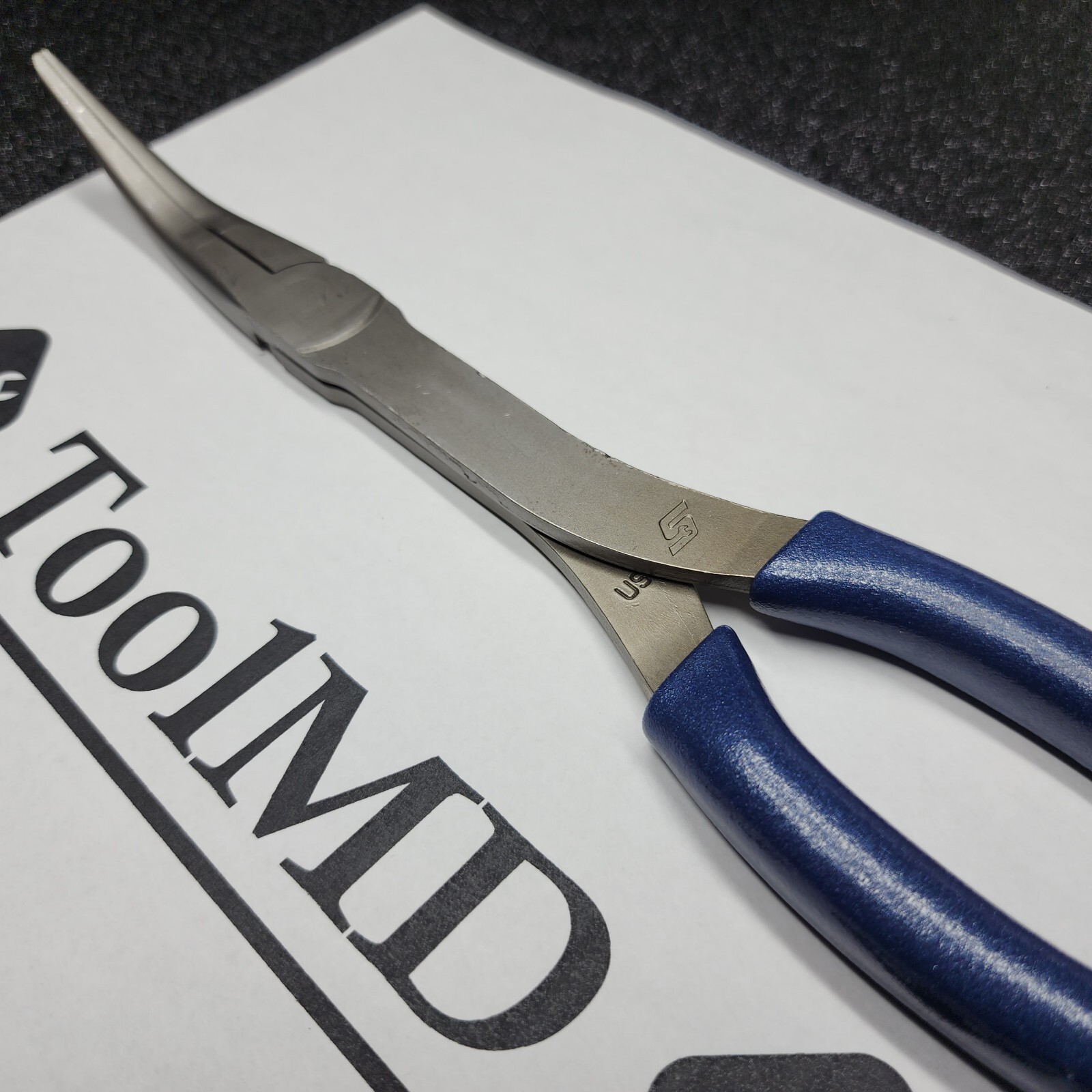 Snap-on Tools USA NEW POWER BLUE 11″ Long-Neck 35° Bent Needle Nose Pliers 411CF