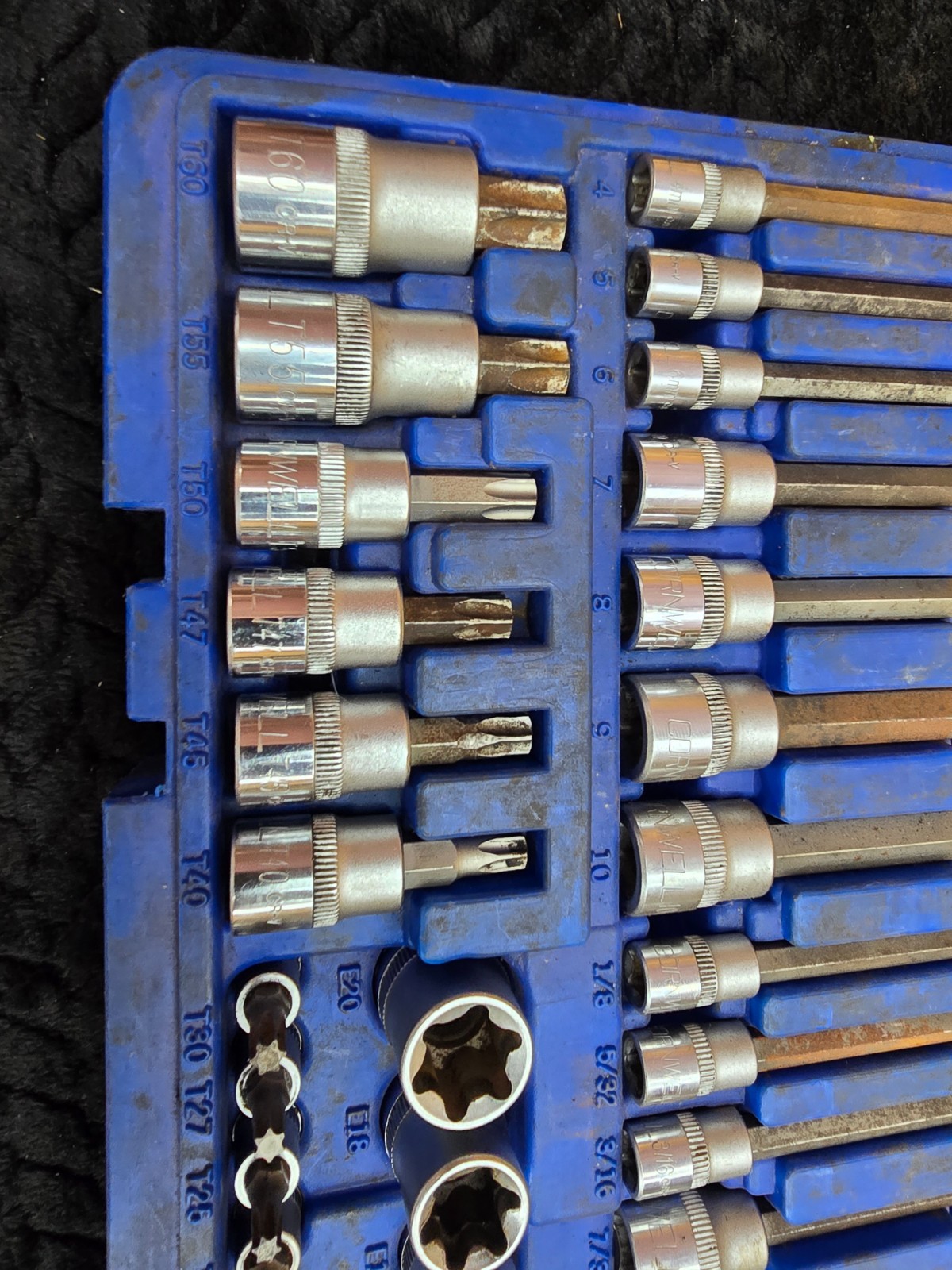 CORNWELL 62 Piece 1/4″, 3/8″ & 1/2″ Drive Master Deluxe Hex & Star Bit Set