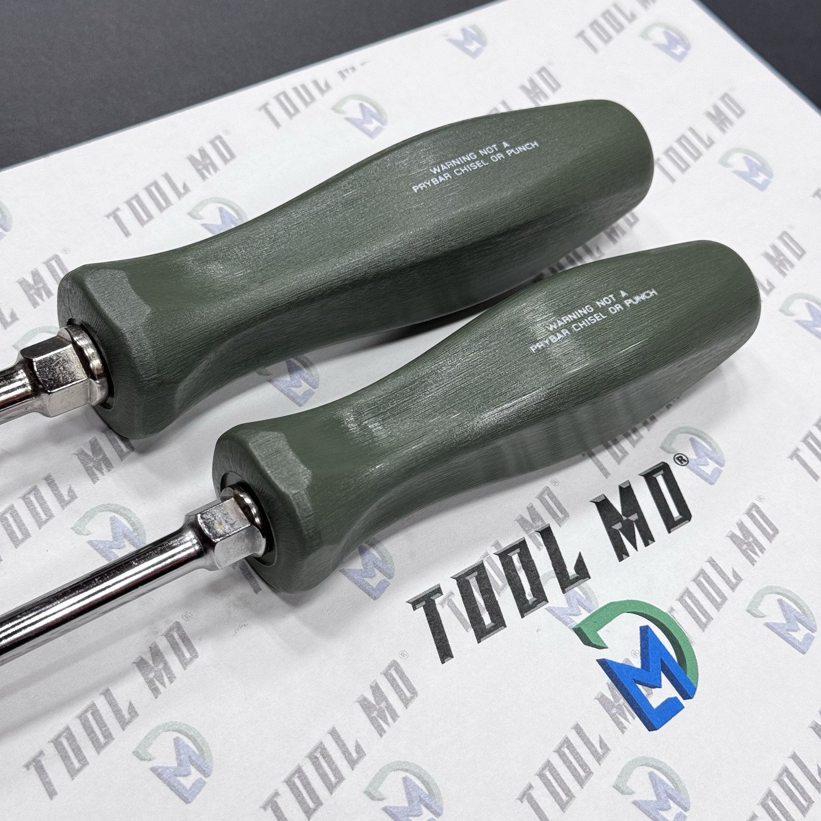 Snap-on Tools USA NEW RARE 2pc COMBAT GREEN Hard Handle Screwdriver Set SDD8A