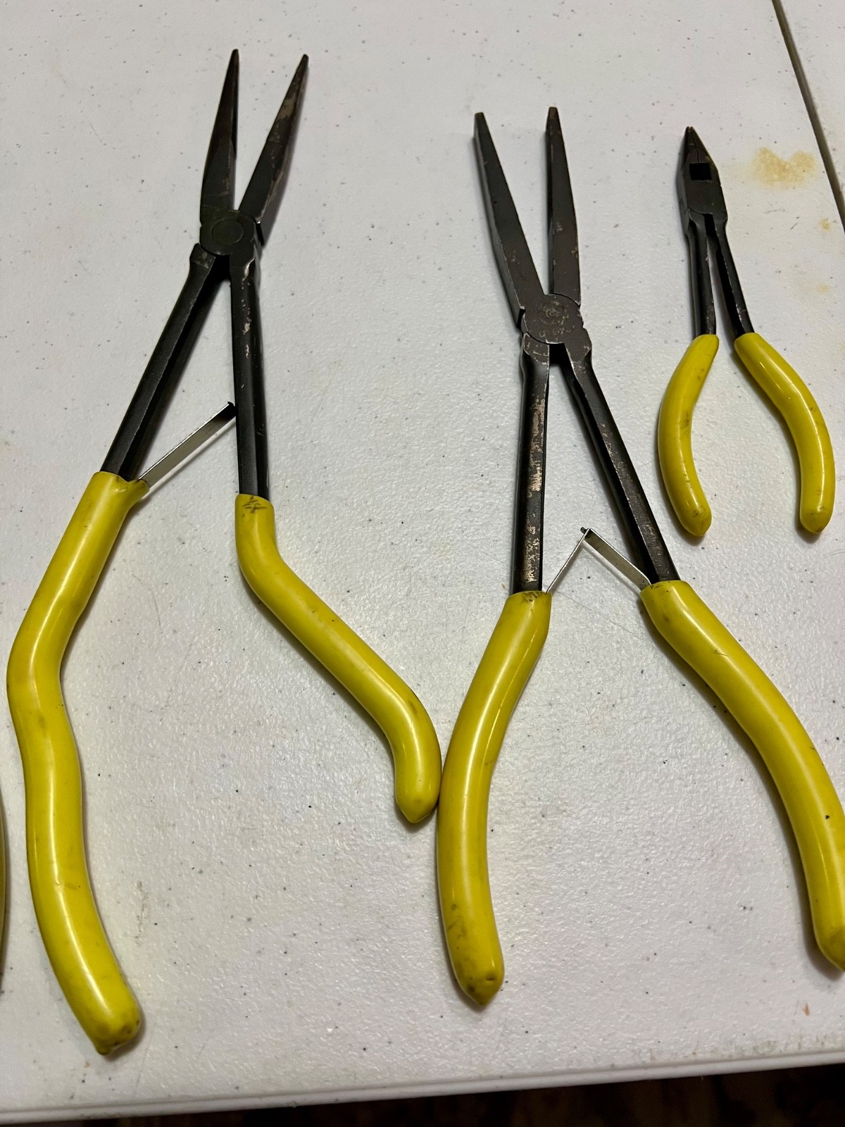 CORNWELL TOOLS 7 PIECE LONG REACH PLIERS SET YELLOW HANDLES NEEDLE NOSE