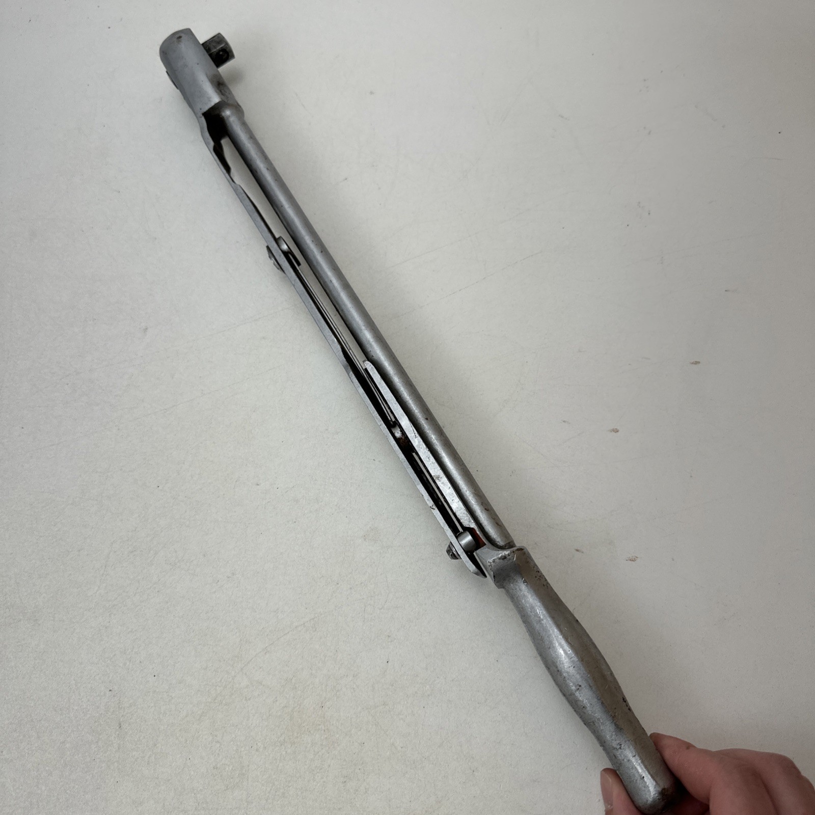 Williams Torque Measurrench S-57 19″ Long 20-200 Foot lbs Torque Wrench