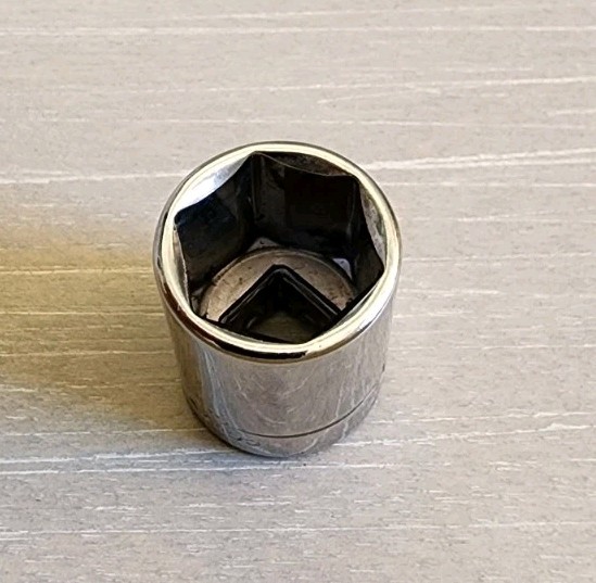 Craftsman USA 1/2″ Socket 6 Point 1/4″ Drive Inverted G1 43499